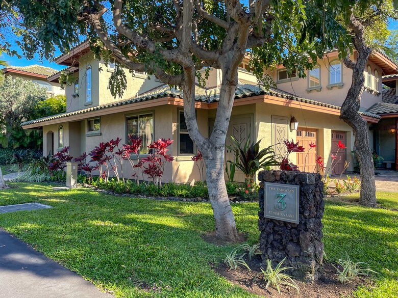 2 bedroom 2 bath Townhome in gated community