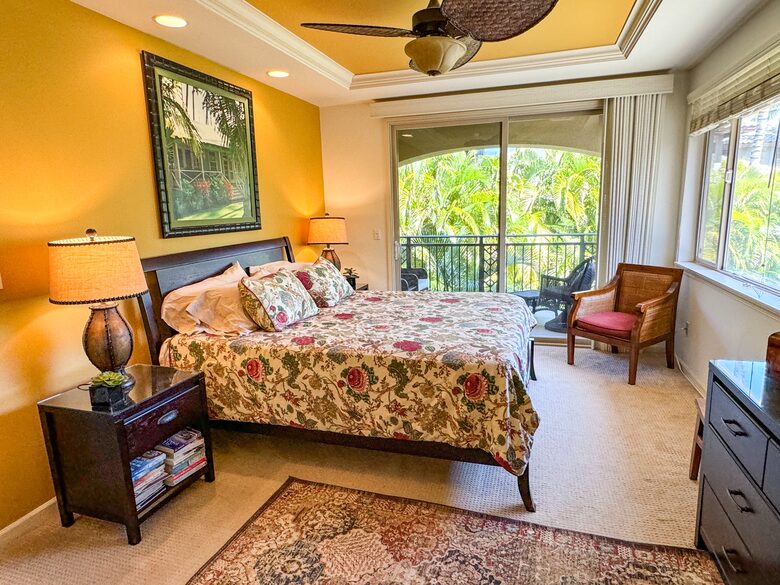 Master bedroom, private balcony, ensuite with shower, jetted tub
