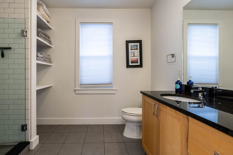 Quiet, Modern Apartment with Parking & Harbor Views - Portland, Maine