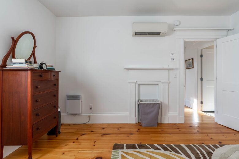 Quiet, Modern Apartment with Parking & Harbor Views - Portland, Maine