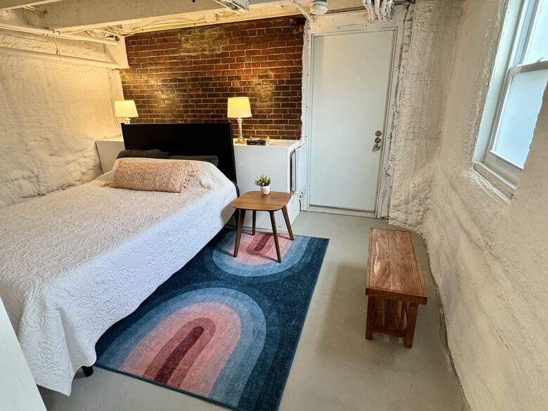 Quiet, Modern Apartment with Parking & Harbor Views - Portland, Maine