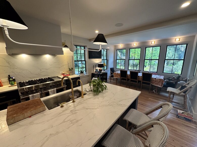 Mount Pleasant Contemporary Charmer - Mount Pleasant, South Carolina