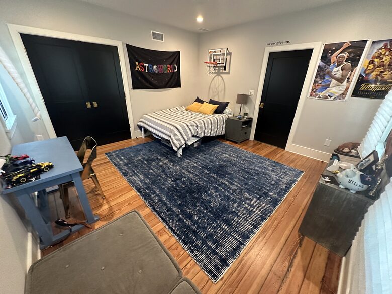 Mount Pleasant Contemporary Charmer - Mount Pleasant, South Carolina