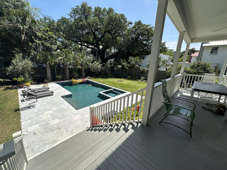 Mount Pleasant Contemporary Charmer - Mount Pleasant, South Carolina