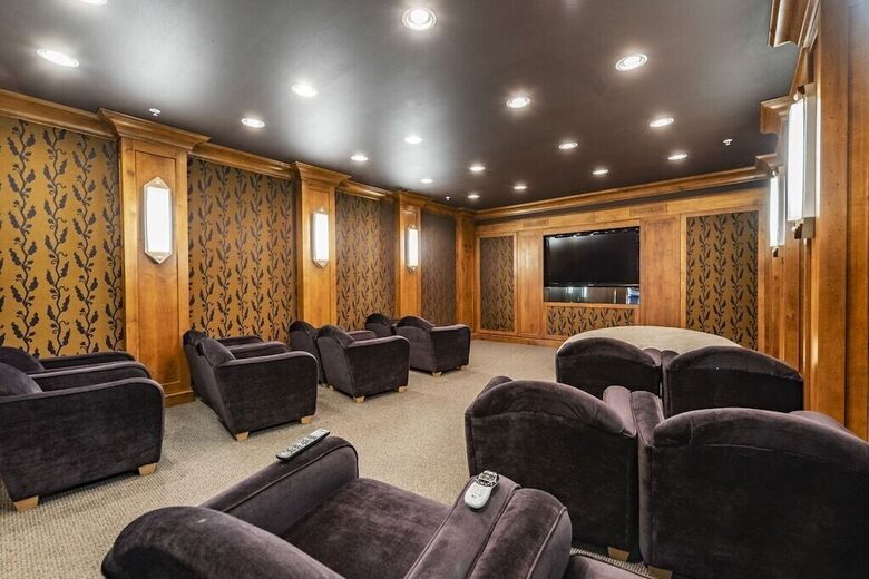 Updated Ski in Ski Out Residence at Solitude - Brighton, Utah