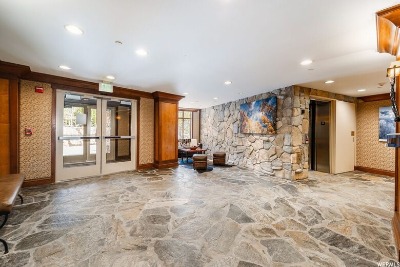 Updated Ski in Ski Out Residence at Solitude - Brighton, Utah
