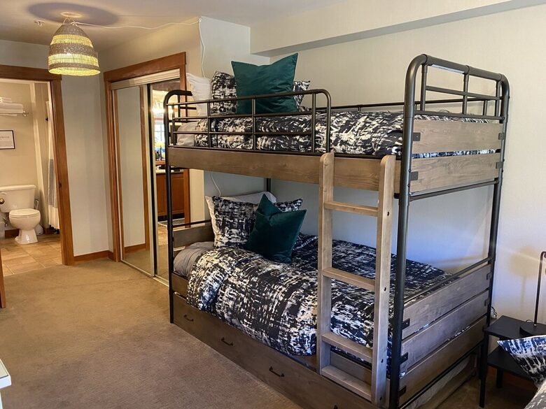Updated Ski in Ski Out Residence at Solitude - Brighton, Utah