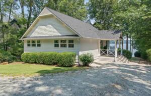 Lake Oconee Getaway with Water Views - Buckhead, Georgia