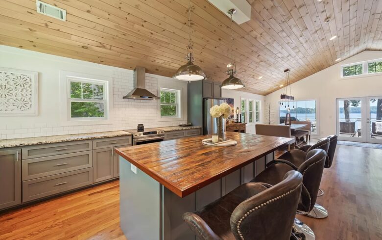 Lake Oconee Getaway with Water Views - Buckhead, Georgia