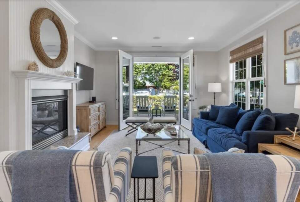 Charming Coronado Getaway - Coronado, California