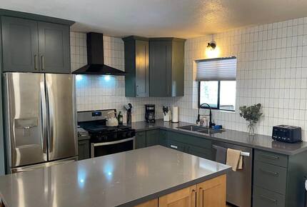 South Lake Tahoe Bungalow - South Lake Tahoe, California