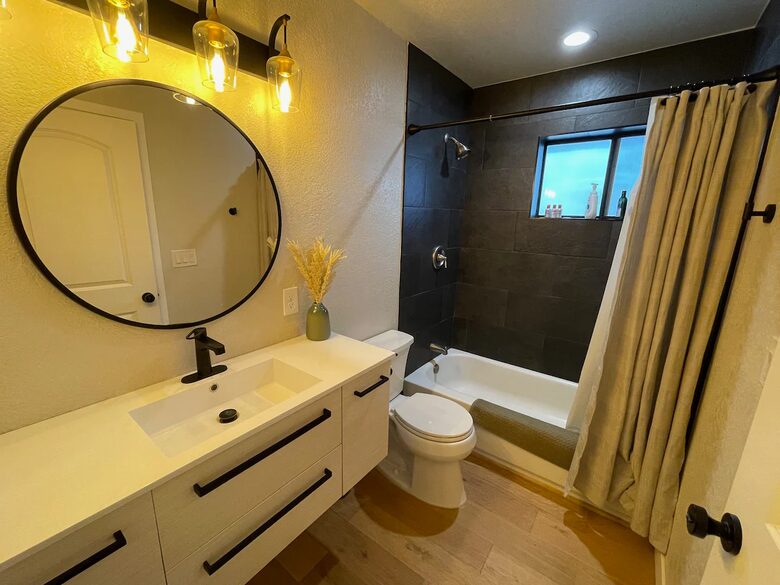 South Lake Tahoe Bungalow - South Lake Tahoe, California
