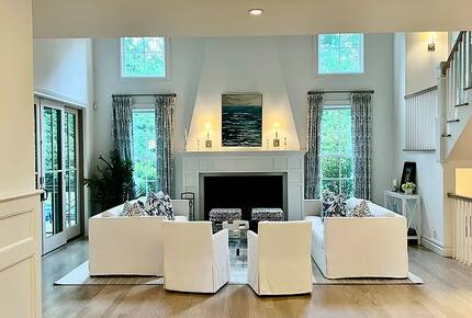 East Hampton 4 bedroom Retreat- Walk to Town - East Hampton, New York