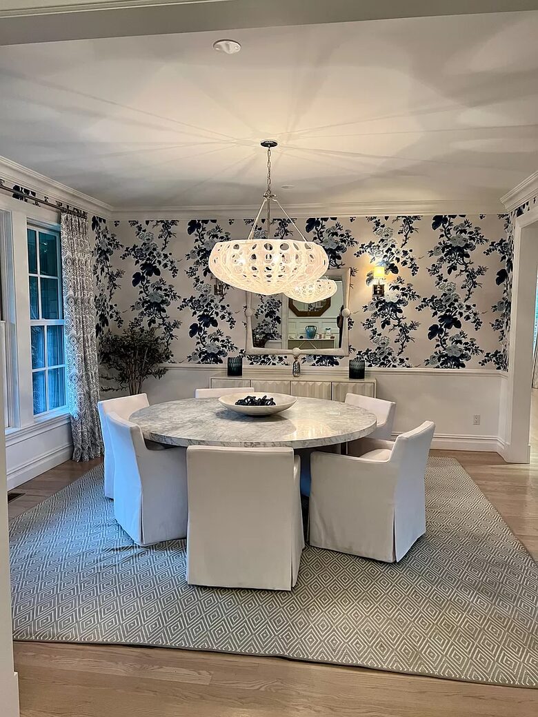 East Hampton 4 bedroom Retreat- Walk to Town - East Hampton, New York