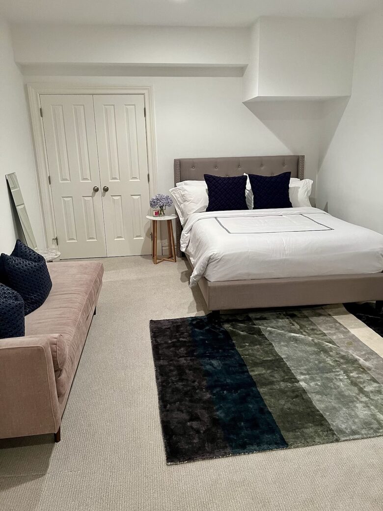 East Hampton 4 bedroom Retreat- Walk to Town - East Hampton, New York