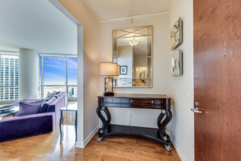Exquisite Penthouse with Breathtaking Views - Chicago, Illinois