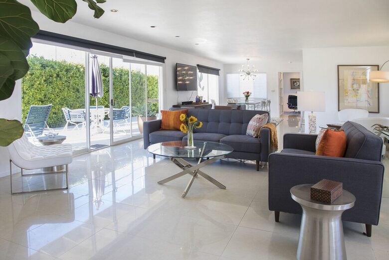 Stylish Mid-Century Villa with Stunning Views - Palm Springs, California