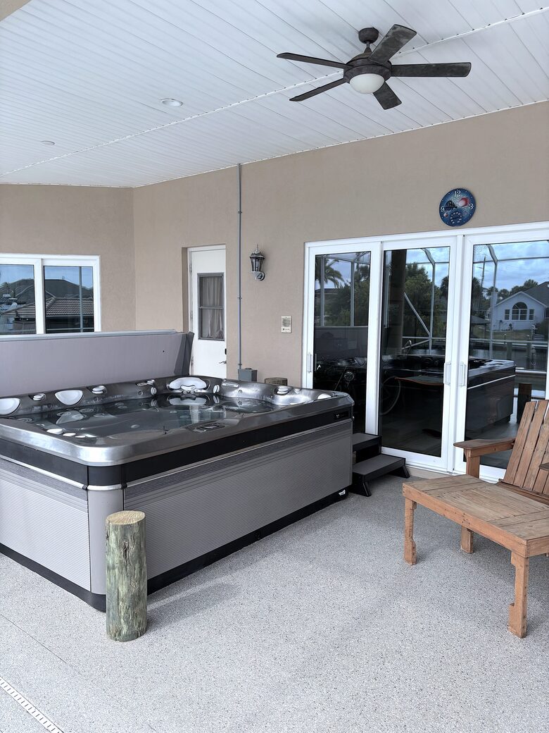 Hot tub
