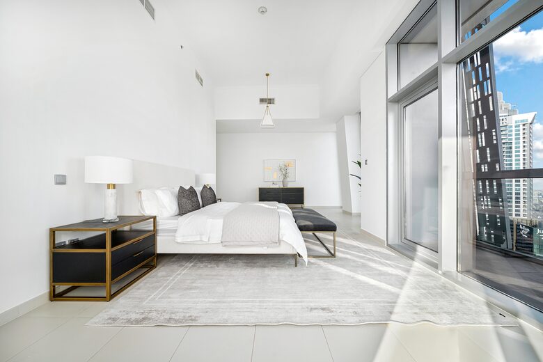 Dubai Marina Half-Floor Penthouse - Dubai, United Arab Emirates