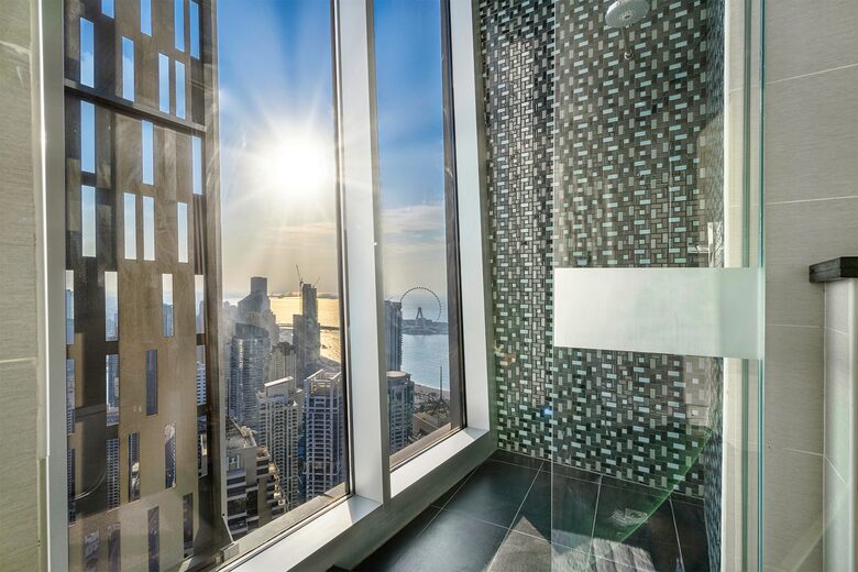 Dubai Marina Half-Floor Penthouse - Dubai, United Arab Emirates
