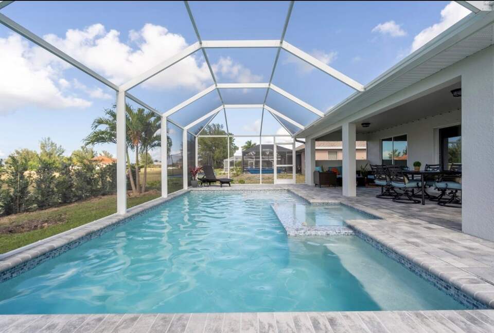 Mermaid Tales - Cape Coral, Florida