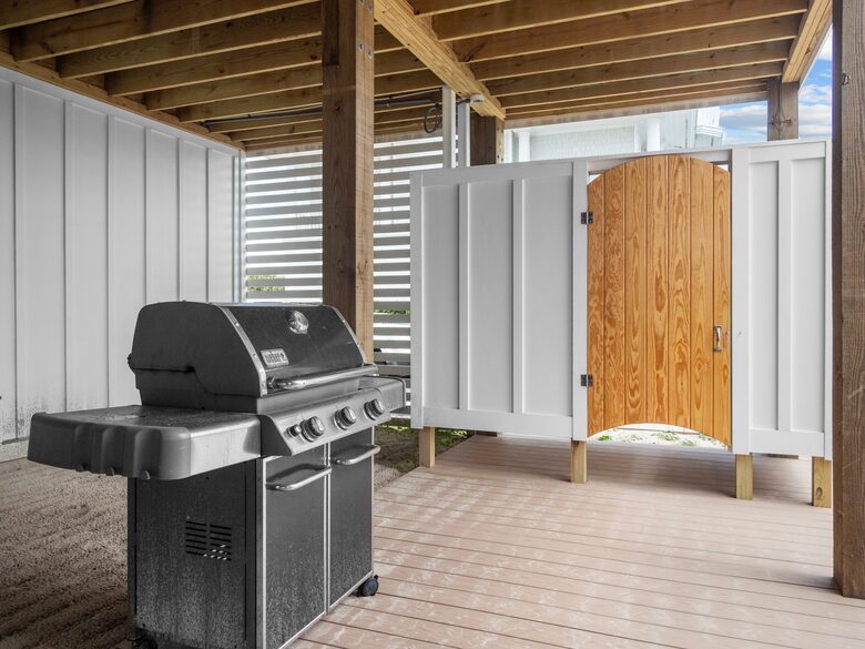 One Particular Harbour | Oceanfront Villa - North Topsail Beach, North Carolina