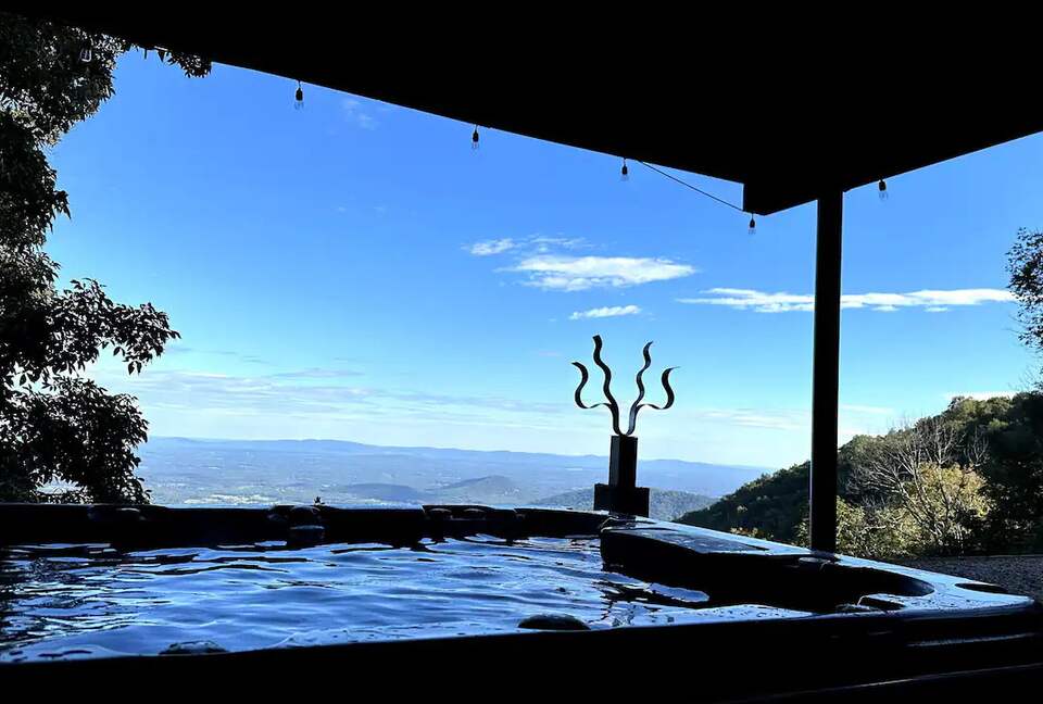 Tethys Mountain Retreat - Free Union, Virginia