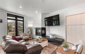 Modern Hideaway with Patio Overlooking the Blue River - Silverthorne, Colorado