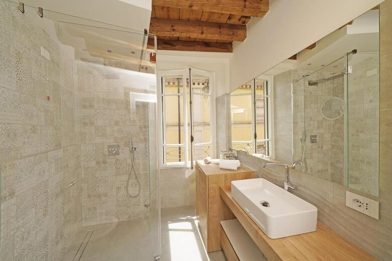 Domus Coeli 1 BD Apartment - Salò, Garda Lake, Italy