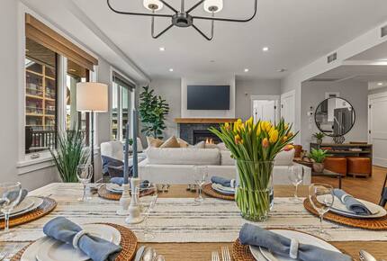 Modern Canmore Escape with Mountain Views - Canmore, Canada