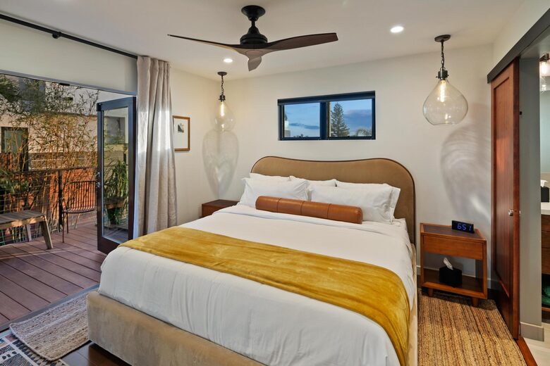 Sunset House - Luxe Home with Panoramic Views - Cardiff, California