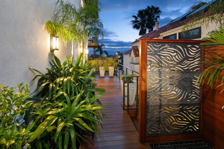 Sunset House - Luxe Home with Panoramic Views - Cardiff, California