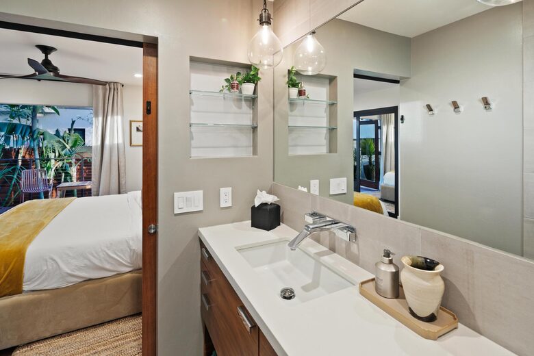 Sunset House - Luxe Home with Panoramic Views - Cardiff, California