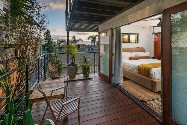 Sunset House - Luxe Home with Panoramic Views - Cardiff, California