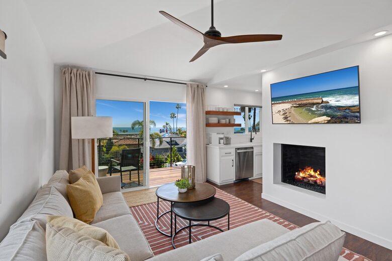 Sunset House - Luxe Home with Panoramic Views - Cardiff, California