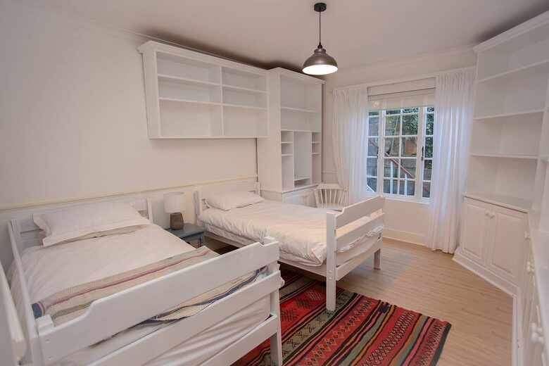 Cape Town Family Hideaway - Clovelly, Cape Town, South Africa