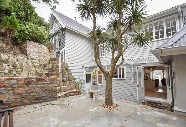 Cape Town Family Hideaway - Clovelly, Cape Town, South Africa