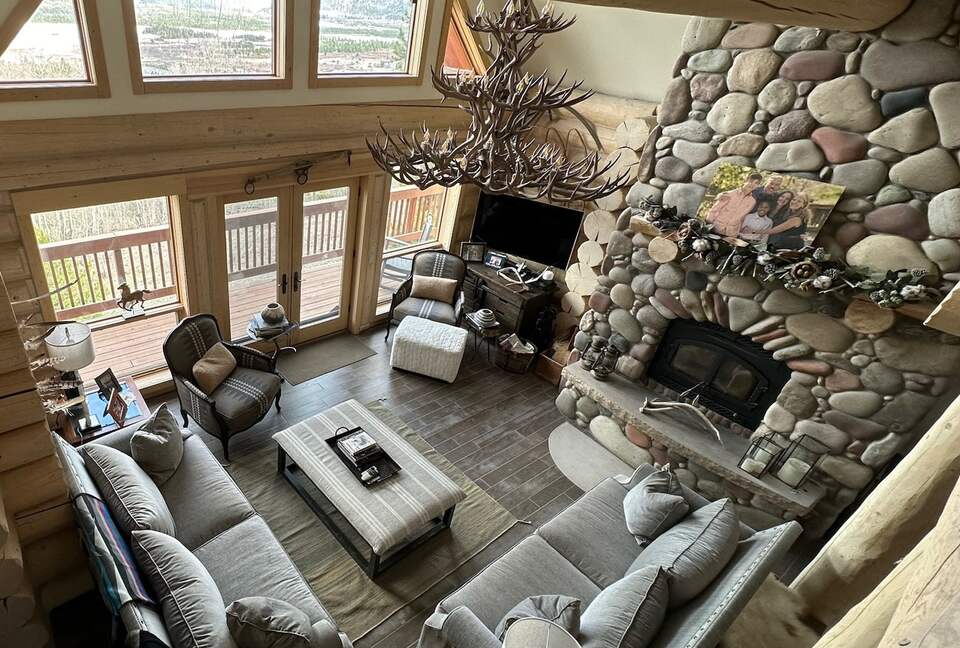 Main floor living room, with views over Lake Dillon