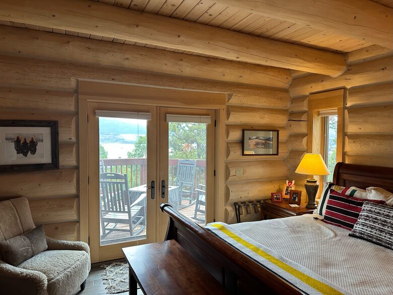 Main level king bedroom