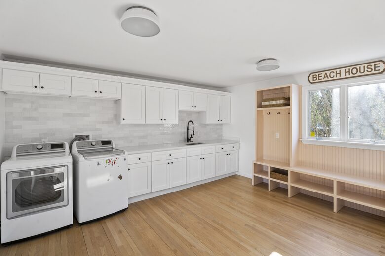 Luxury Beach House w/ Private Pond - Falmouth, Massachusetts