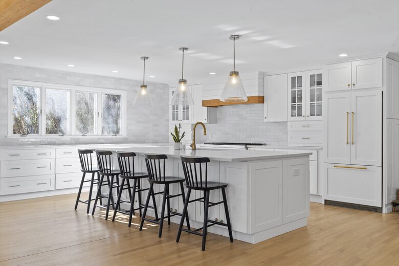 Luxury Beach House w/ Private Pond - Falmouth, Massachusetts