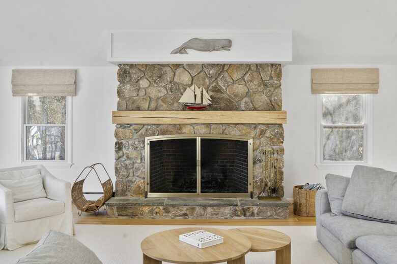 Luxury Beach House w/ Private Pond - Falmouth, Massachusetts