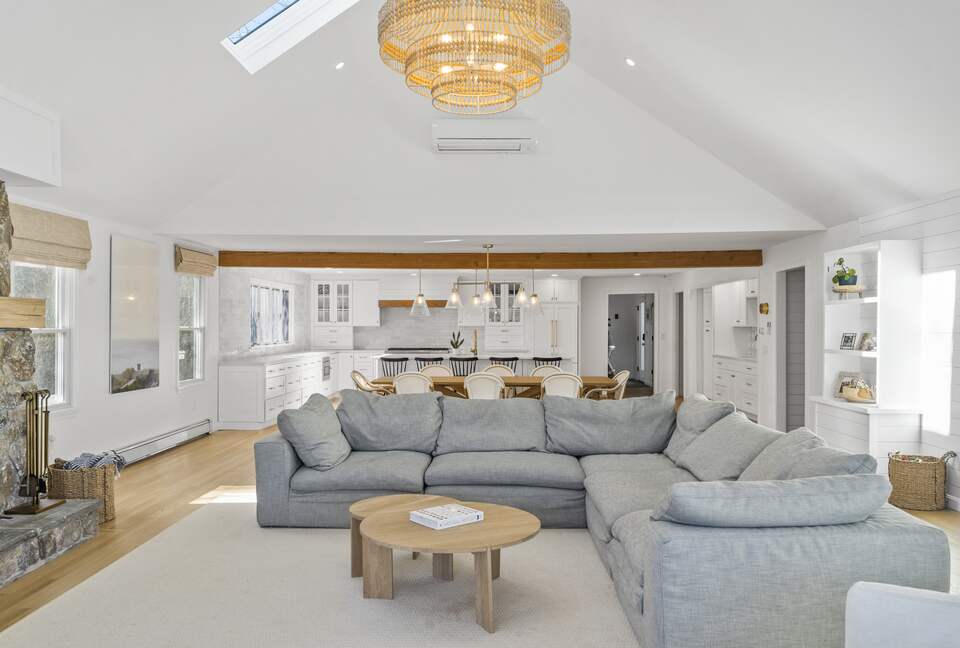 Luxury Beach House w/ Private Pond - Falmouth, Massachusetts