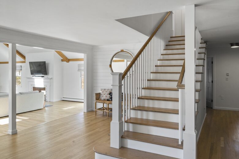 Luxury Beach House w/ Private Pond - Falmouth, Massachusetts