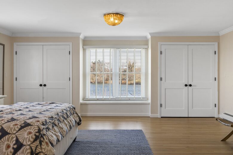 Luxury Beach House w/ Private Pond - Falmouth, Massachusetts