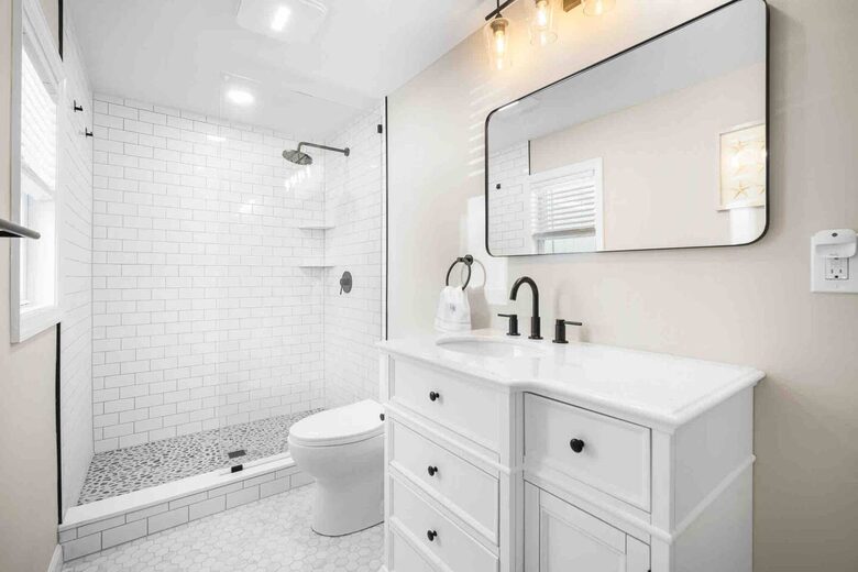 Beach Bungalow - 1.5 Blocks to the Beach! - Brigantine, New Jersey