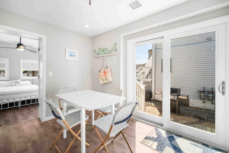 Beach Bungalow - 1.5 Blocks to the Beach! - Brigantine, New Jersey