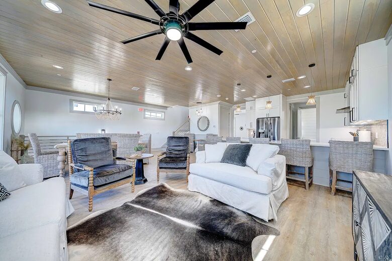 Modern, Luxury Beach Home Steps to the White Sandy Beaches! - Panama City Beach, Florida