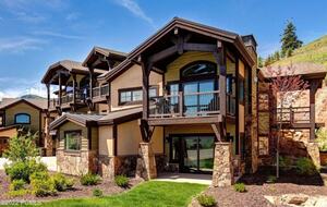Mountain Haven Retreat: Just Steps From Slopes - Park City, Utah
