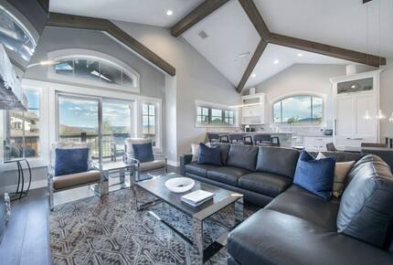 Mountain Haven Retreat: Just Steps From Slopes - Park City, Utah